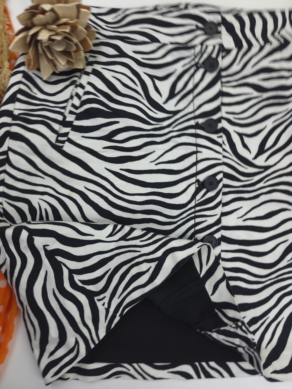 Talbots Zebra Print Button-Front Skirt — Black & White Size 10 - Picture 2 of 9